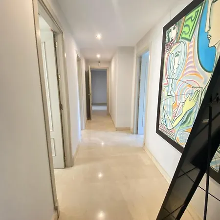 Apartamento Rodeo Apartment *